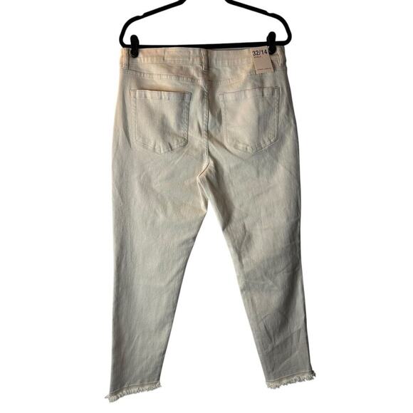 Vince Camuto Jeans Size 32/14 Ivory Ankle Length Frayed Hem High Rise - Picture 5 of 15